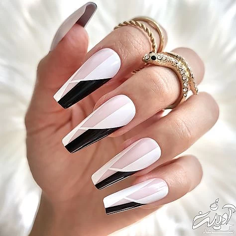 طراحی ناخن سیاه و سفید